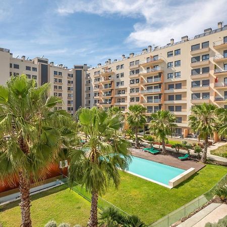 Guestready - Tranquil Seixal Haven Apartment Ruang foto